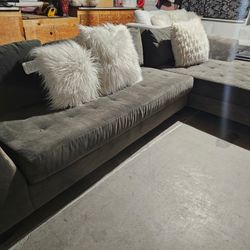 Beautiful Sectional With Lounge Totally Deep Clean Good Condition No Stains No Smell Modern Furniture 