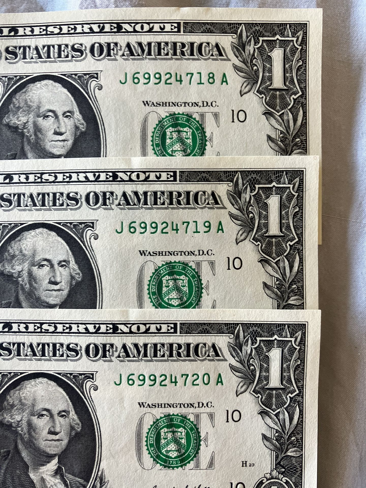 3 Consecutive $1 New