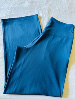 Lululemon Teal Blue Yoga Pants size 10