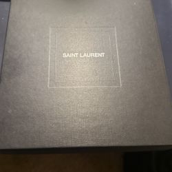 Saint Laurent 