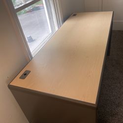 Long Steel And Premium Wood Desk For CHEAP