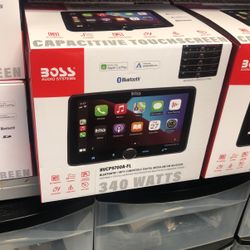 Boss Elite 7 Inch Floating Apple CarPlay Stereo Only 199.99 