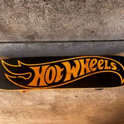 Hot Wheels Full Size Skateboard 
