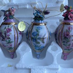 Bradford Editions Porcelain ornaments