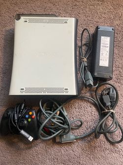 Xbox 360 Elite 120GB with 1 Controller - Needs some TLC
