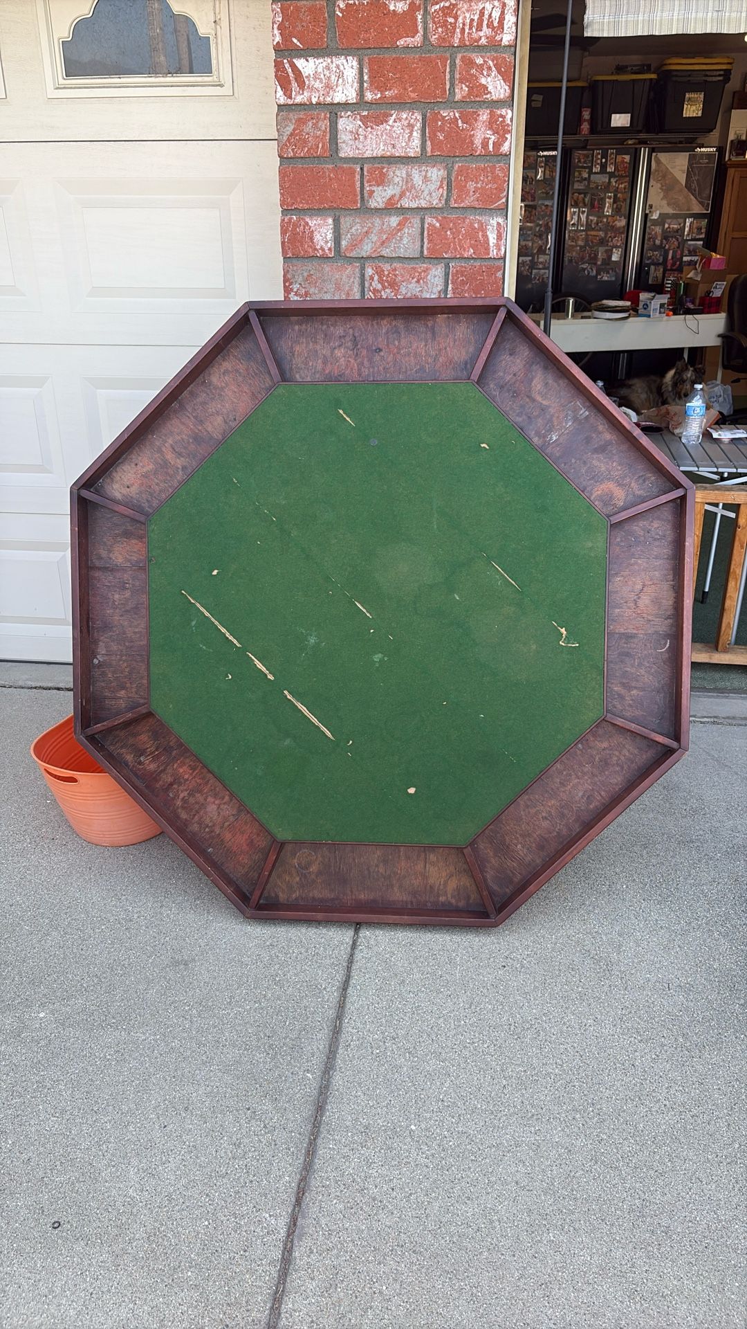 Poker Table FREE!