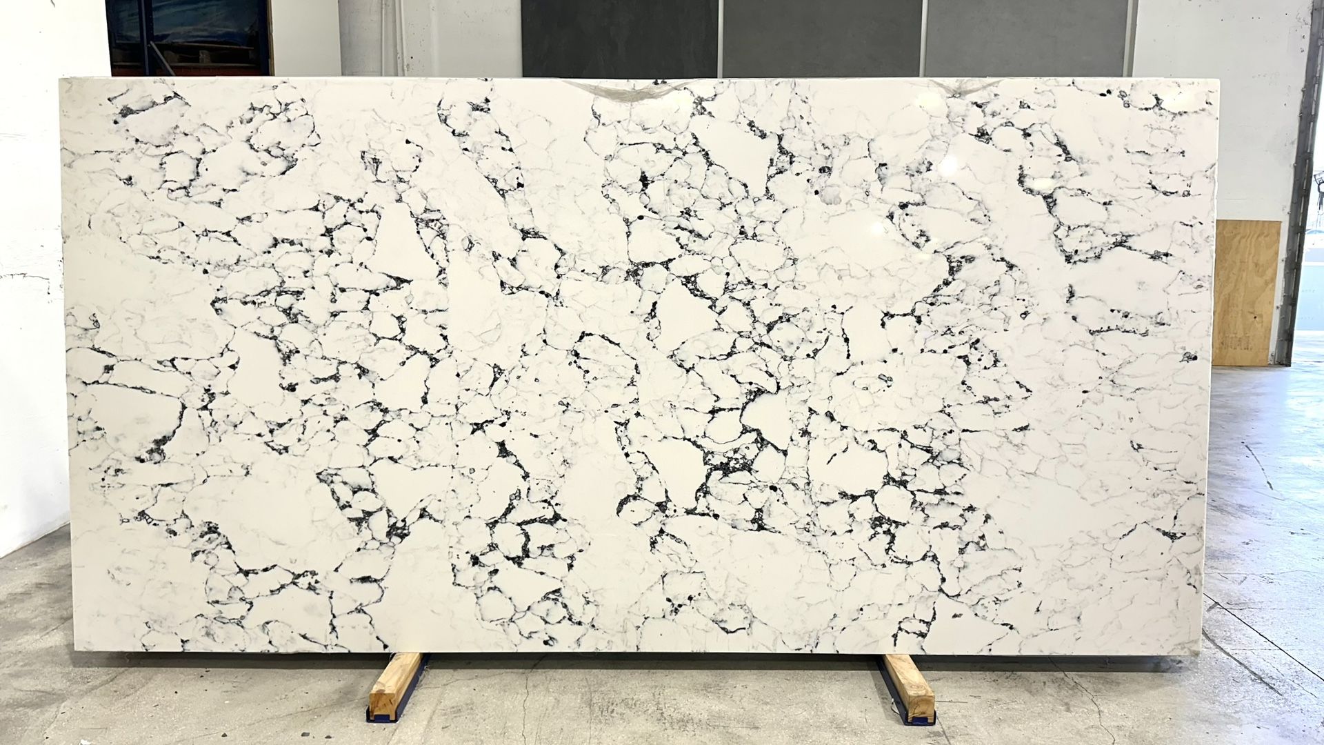 CALACATTA QUARTZ JUMBO SLABS SAHARA BLACK 127X64 2CM FOR KITCHEN COUNTERTOPS