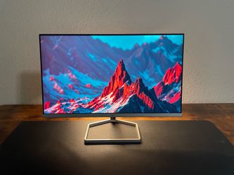 HP M22f 22" FHD Monitor - Mint Condition (With Original Box & Accessories)
