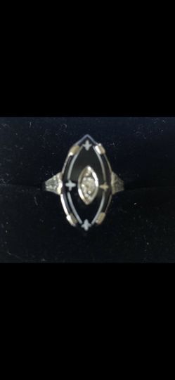 14kt White Gold Onyx Ring And Diamond Antique