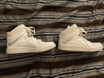 Nike white basketball shoes