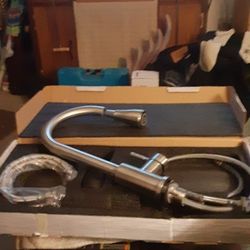 Stainless Single Handle Pull Down Faucet Kit 