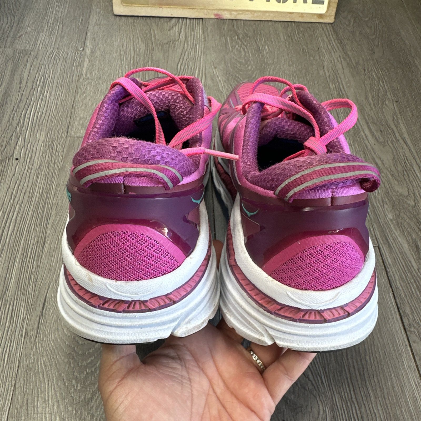Hoka One One Stinson Running Shoes Womens 11 Fuchsia Pink Purple