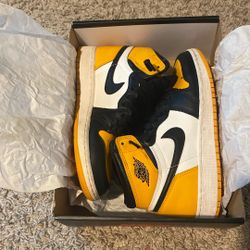 Jordan 1 Taxi Size 4 
