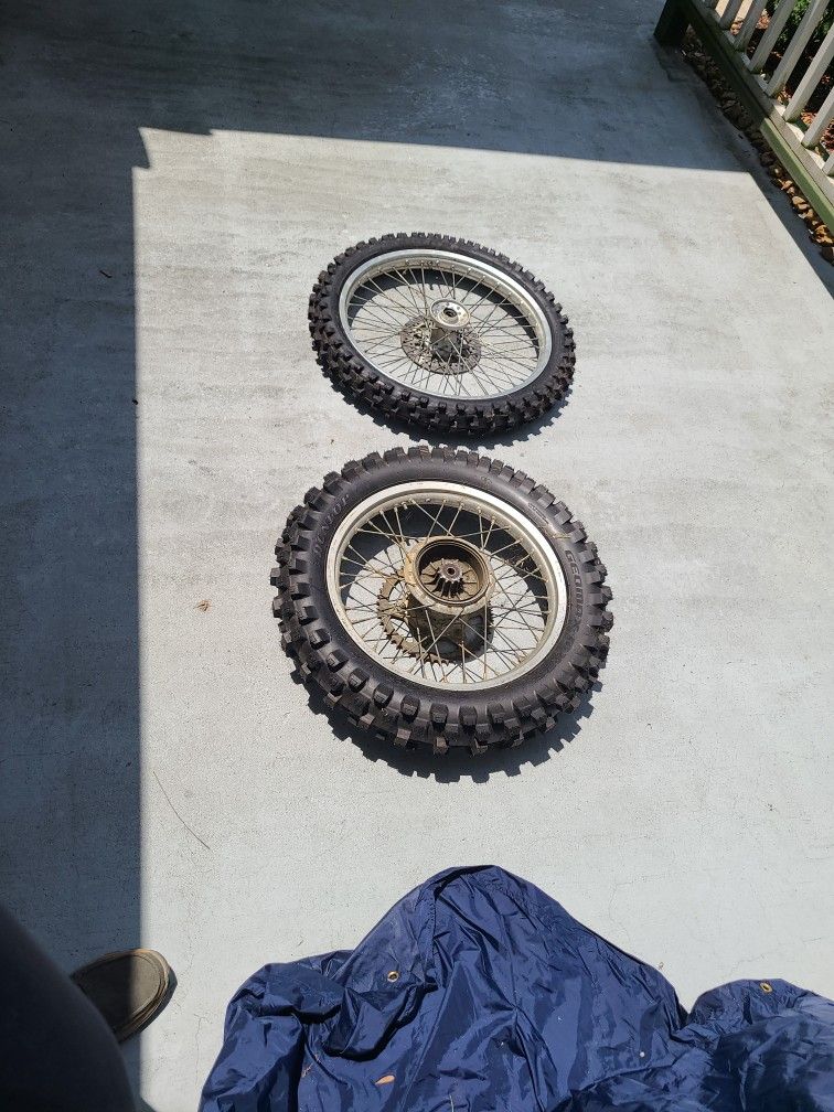 Dunlop Geomax Dirt Dike Tires With Rims