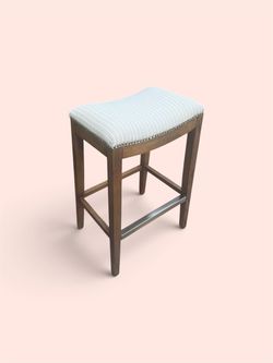 30” tall cushioned stool