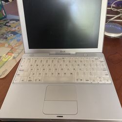 Apple IBook 14.1 White Laptop Model A1055. For Parts. Not Working