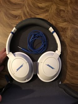 Bose sound true around ear