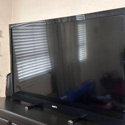 Sanyo Flat screen TV