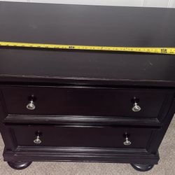 Bob’s Black Furniture Bedroom Dressers And Night Stands 