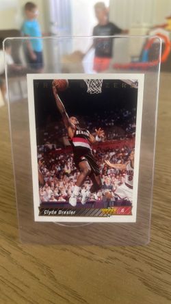 1992 UPPER DECK 132 CLYDE DREXLER
