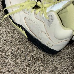 Air Jordan  5 luminous green