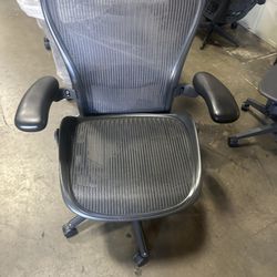 Herman Miller Fully Loaded Classic Aeron Chair! We Also Have Standing Desk And Monitor Arms Available!