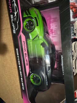 Jada pink slip 1/18