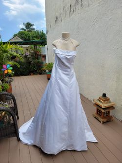 Bridal Wedding  Gown 