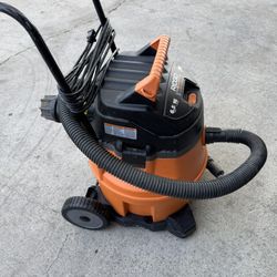 16 Gallon Ridgid Vaccum 