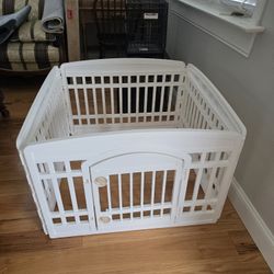 IRIS 4 Panel Dog Playpen With Gate