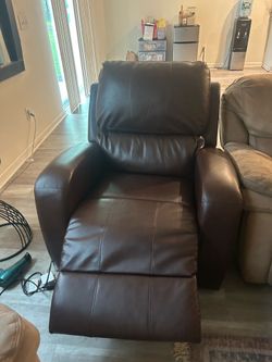 Recline chair price negotiable