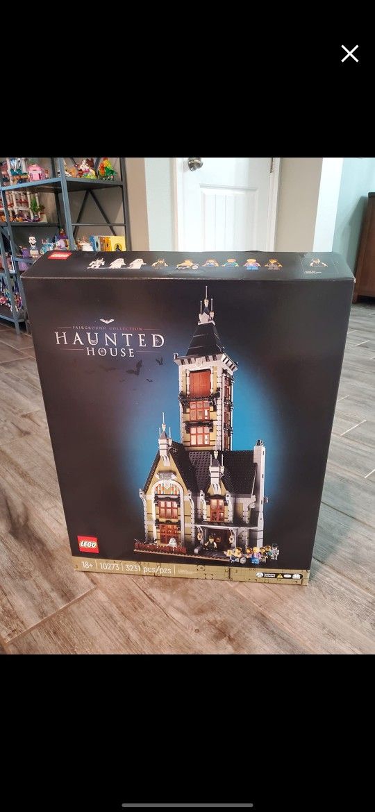 Lego Haunted House 3,231 Pcs