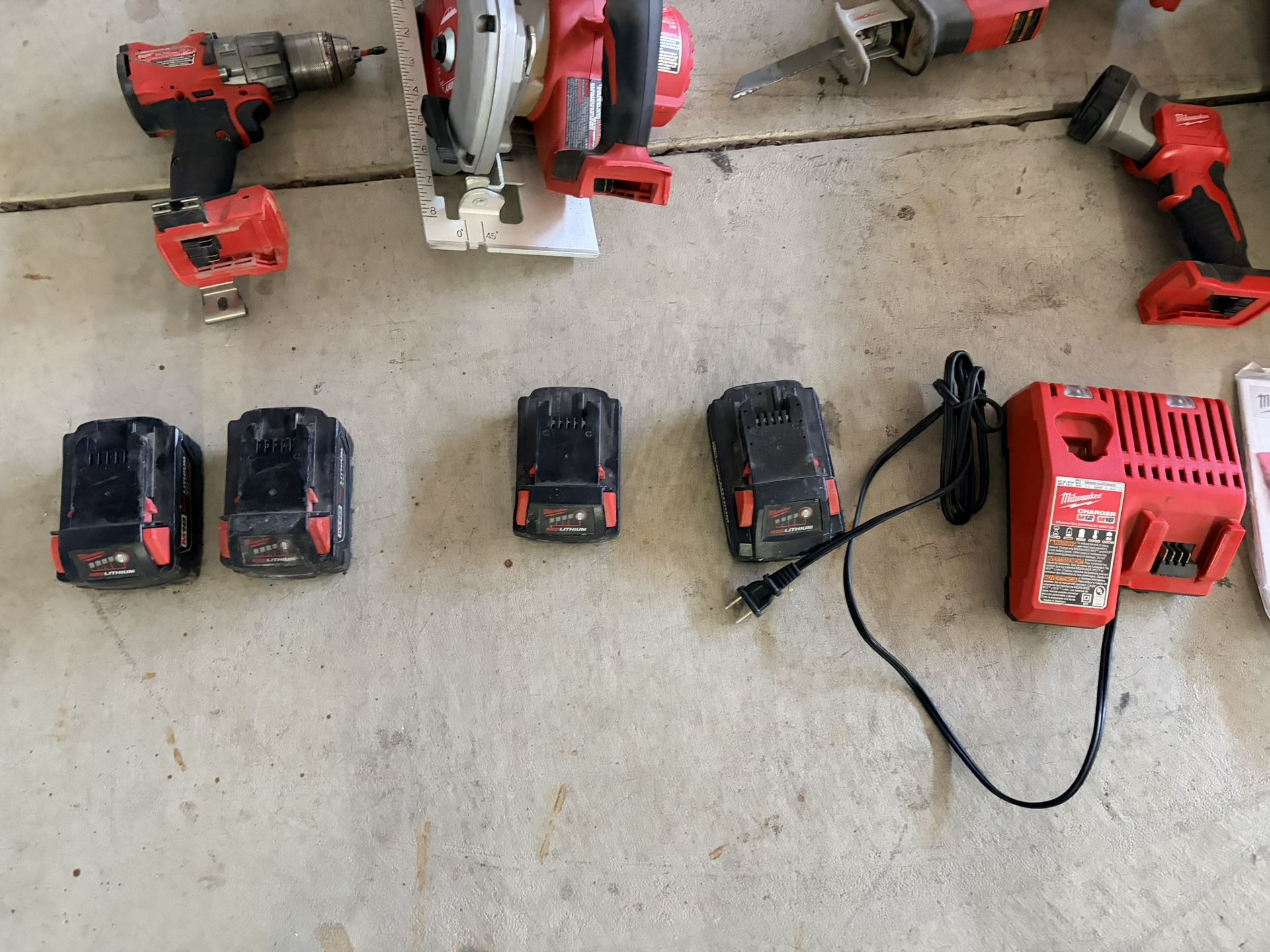 Milwaukee Power Tool Set