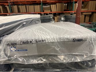 💥Queen mattress Sealy posturepedic plus hybrid DISPLAY💥
