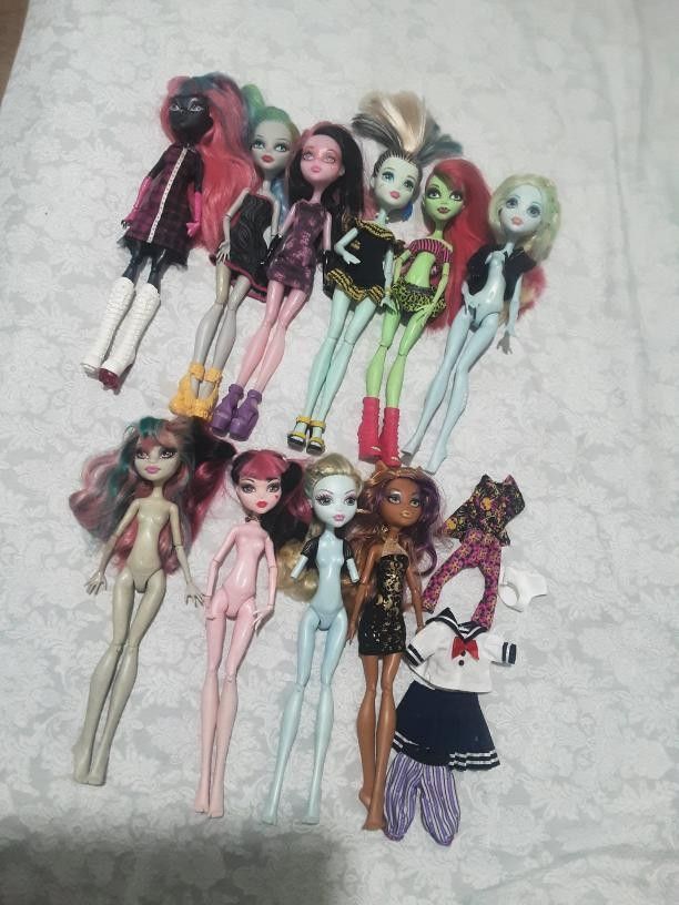 [ON HOLD] Monster High Doll Lot