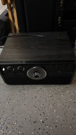 Victrola 5 in 1 Music player