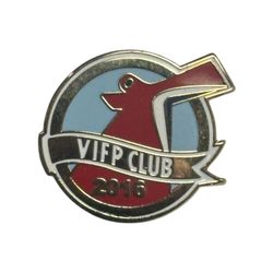 Carnival Cruise Lines Welcome Back Pin Badge VIFP  Club Ocean Liner Ship 2014