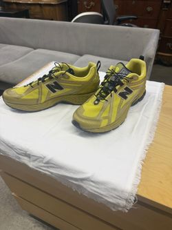 New Balance Performance Running Shoes (Yellow/Olive)