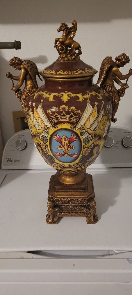 Vase Antique