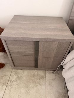 Italian king size bed