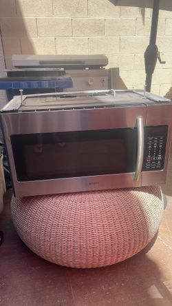 Like new Stainless microwave