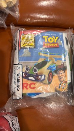 2 Lowe’s Build & Grow Disney Pixar Toy Story RC Car Kits – Sealed