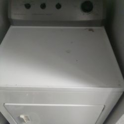 White Washer And Dryer Set 