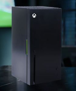 XBOX Series X Replica 8 Can Mini Fridge (Thermoelectric Cooler)