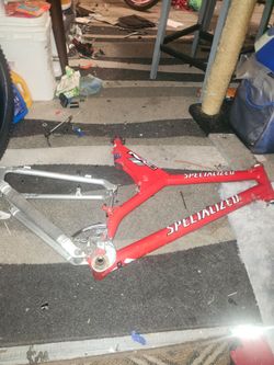 Specialized m4 frame and bottom bracket