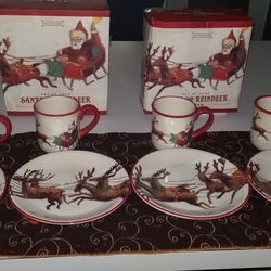 Santa & Reindeer Dish Set