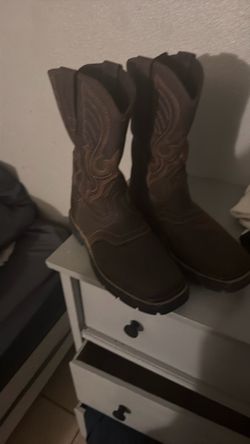 Cody  James work boots in good condition