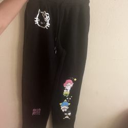 Hello Kitty Forever 21 M Joggers 