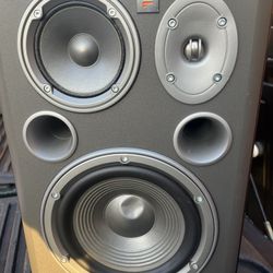 JBL Studio speaker Northridge Series E50
