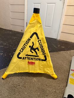 RUBBERMAID WET FLOOR SIGN